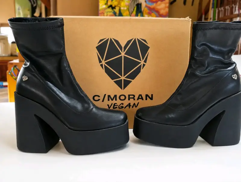 Botines plataforma negros veganos C/Moran T 35