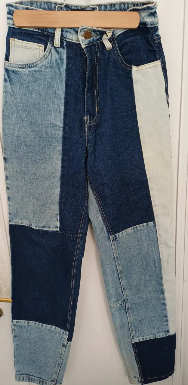 Jeans patchwork de mezclilla azul - 1