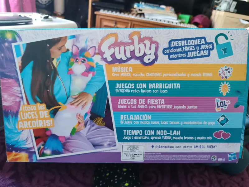 Furby DJ interactivo con luces y sonidos - 3