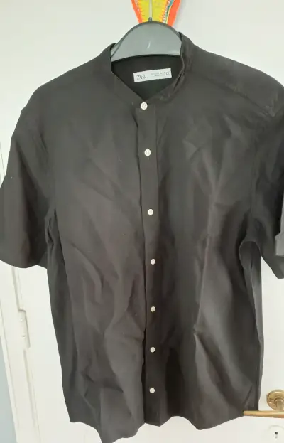 Camisa negra de hombre Zara manga corta - miniatura 1