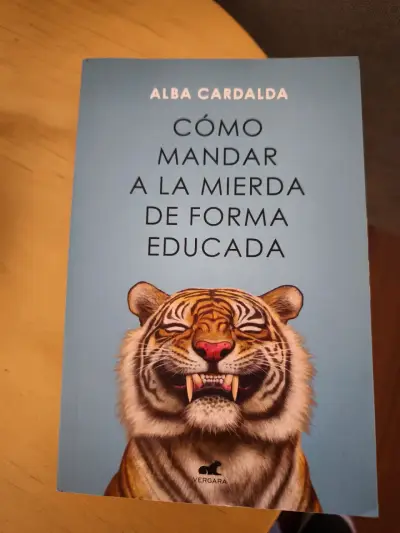 Libro 'Cómo mandar a la mierda de forma educada' - miniatura 1
