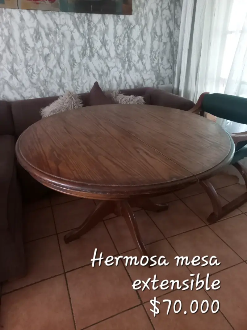 Mesa redonda extensible de madera