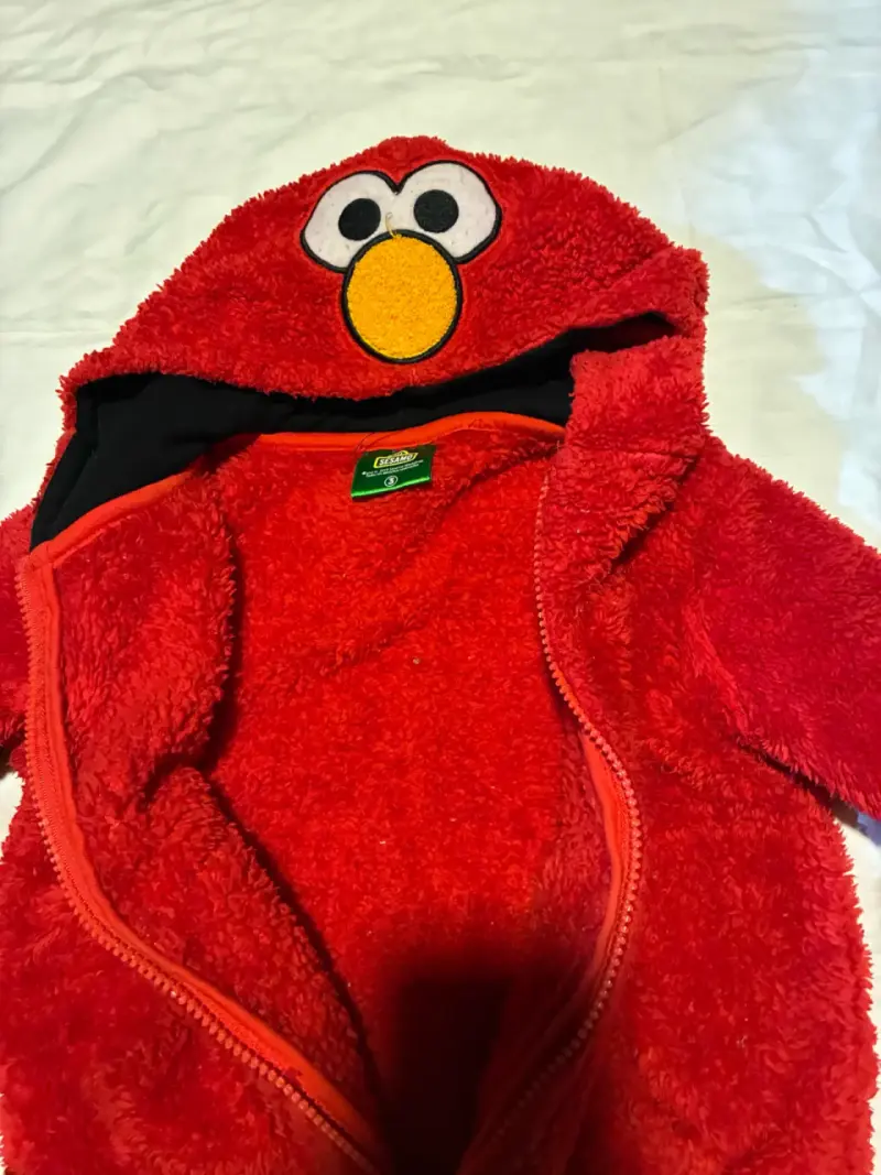 Polerón infantil rojo con capucha de personaje - 2