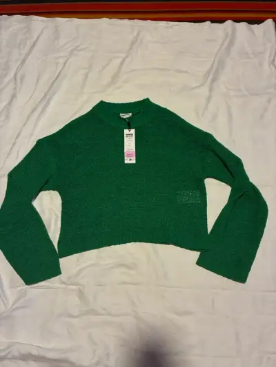 Suéter verde de punto para mujer - miniatura 1