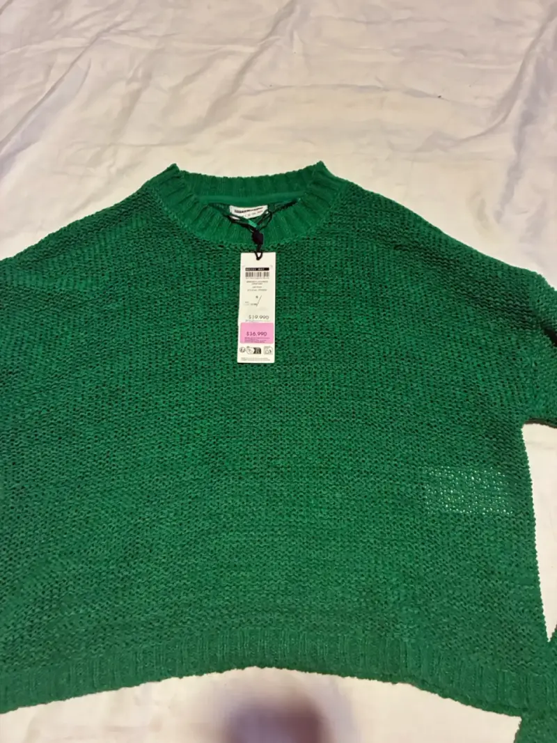 Suéter verde de punto para mujer - 2