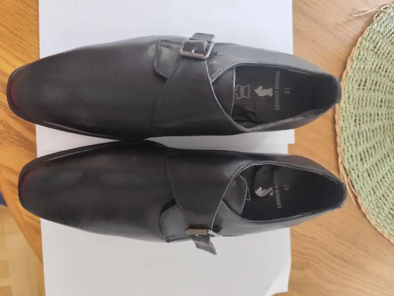 Zapatos formales de cuero negro con hebilla - 2