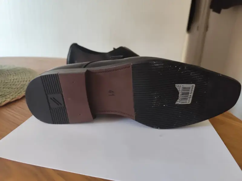 Zapatos formales de cuero negro con hebilla - 3