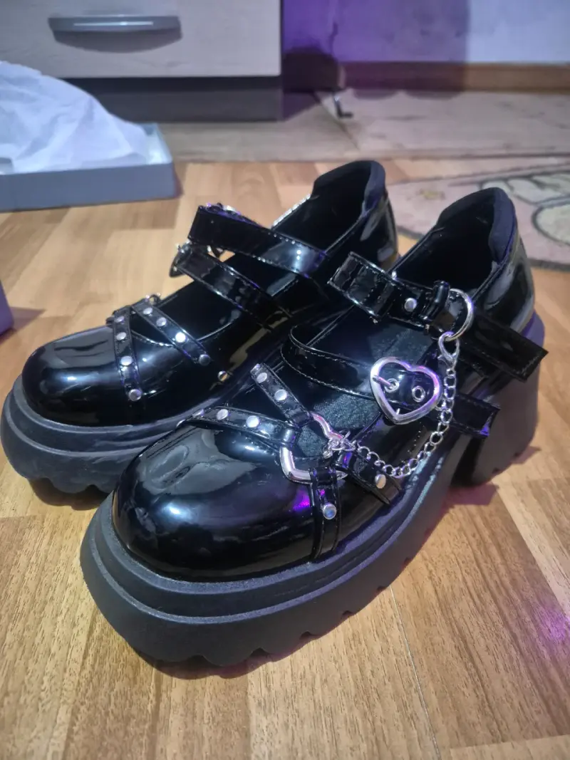 Zapatos de plataforma negros con hebillas - 1