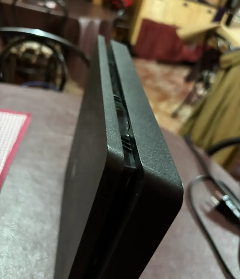 Consola PS4 Slim 500GB - 3