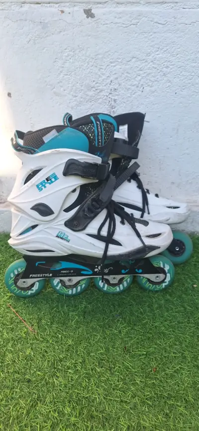 Patines en línea Freestyle blancos y turquesa - miniatura 1