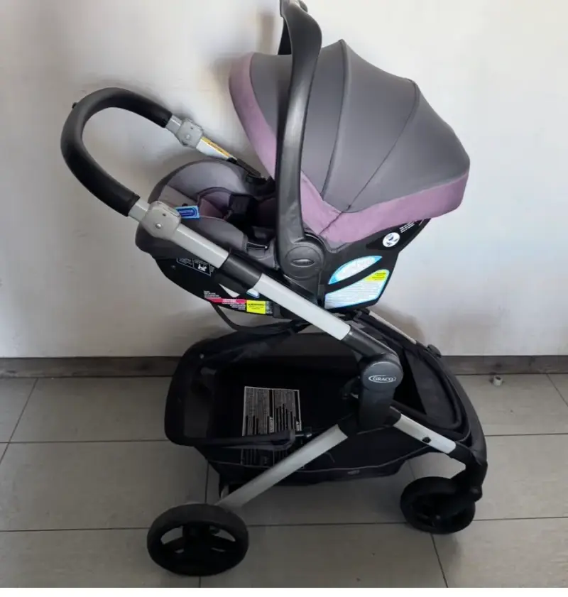 Coche de bebé Graco con silla de auto - 3