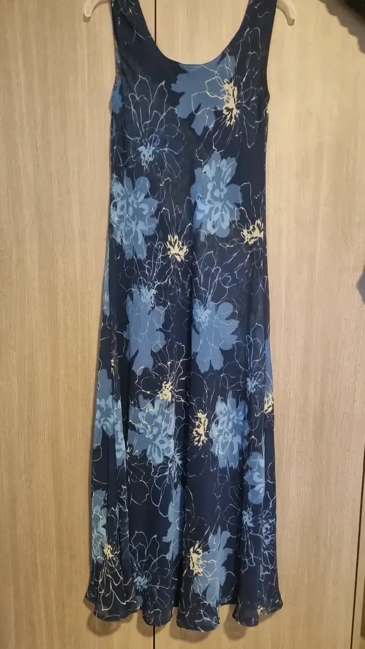Vestido largo azul con diseño de flores reversible - 2