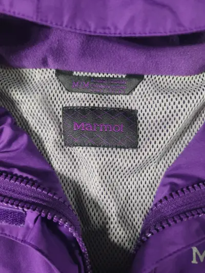 Chaqueta impermeable Marmot morada para mujer - miniatura 3