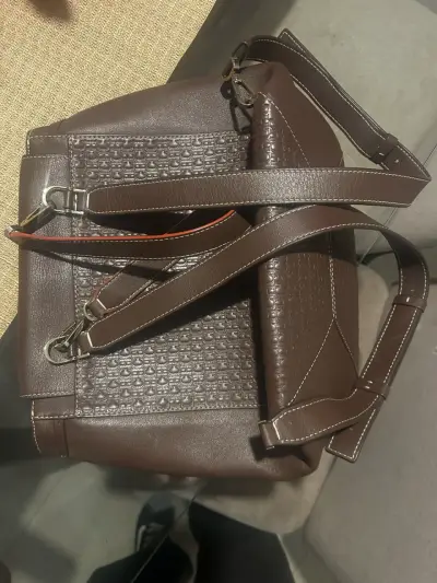 Mochila de cuero marrón CH elegante - miniatura 3