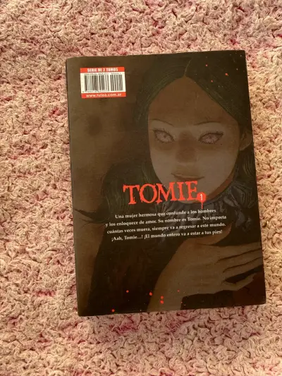 Manga Tomie Volumen 1 de Junji Ito - miniatura 1