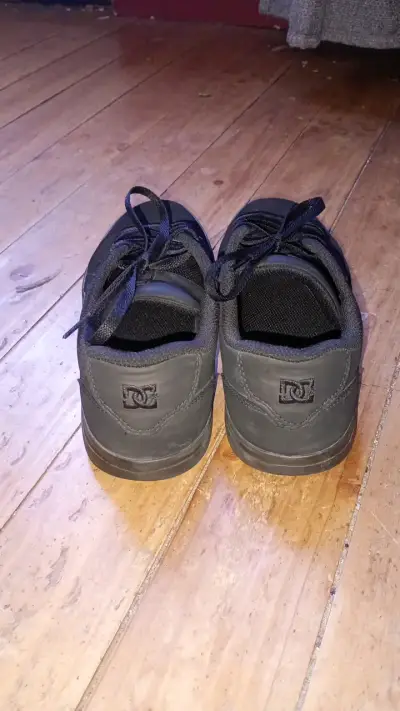 Zapatillas negras casuales unisex dc - miniatura 2