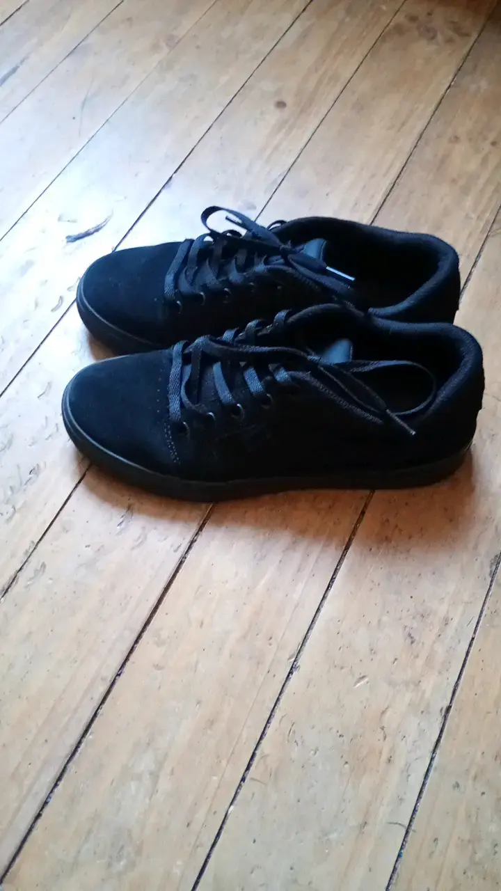 Zapatillas negras casuales unisex dc - 3