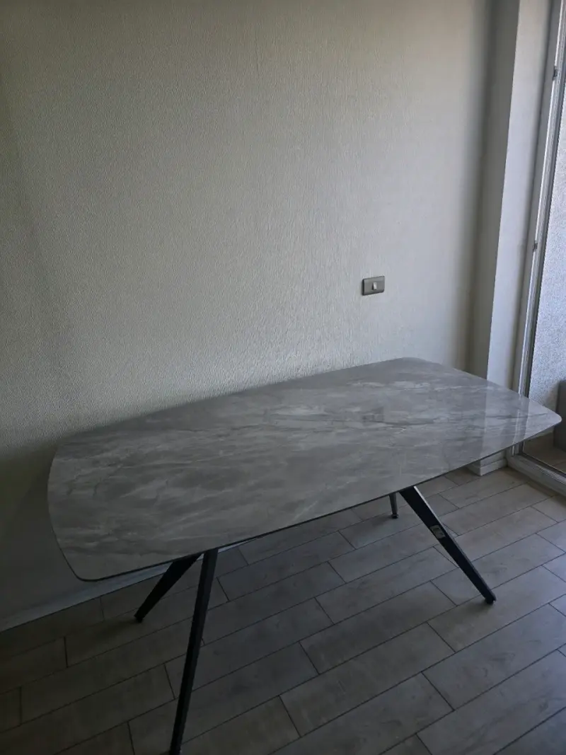 Mesa de comedor - 2
