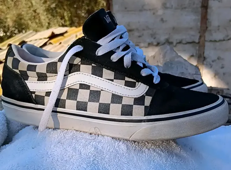 Zapatillas Vans a cuadros en buen estado - 1