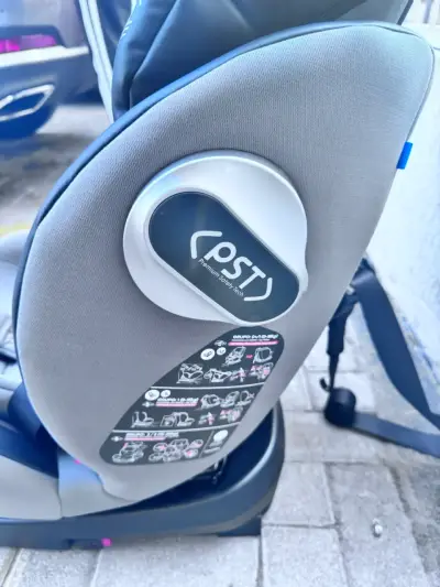 Silla de auto Carestino gris para bebé - miniatura 4