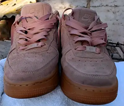 Zapatillas Nike Air Force 1 rosadas - miniatura 1