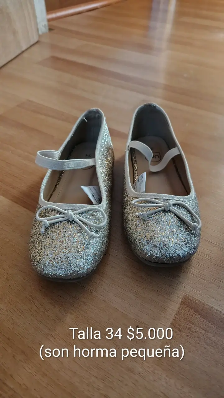 Zapatos de niña brillantes talla 34