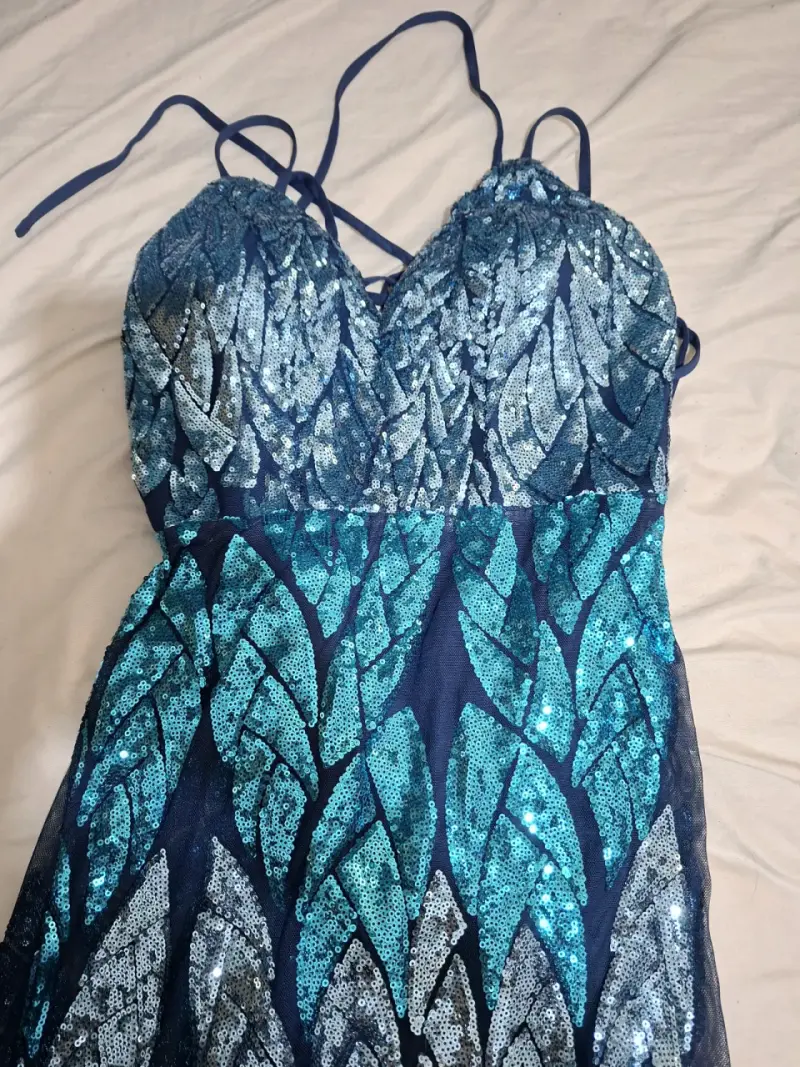 Vestido largo azul lentejuelas corte sirena - 2