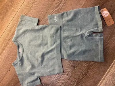 Conjunto deportivo gris Holo Fit para mujer - miniatura 3