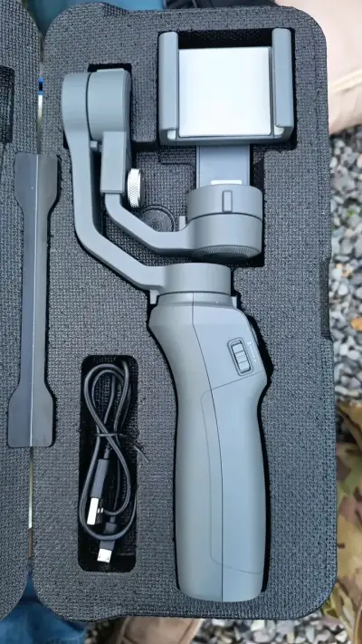 Estabilizador DJI Osmo Mobile 2 con estuche - miniatura 2
