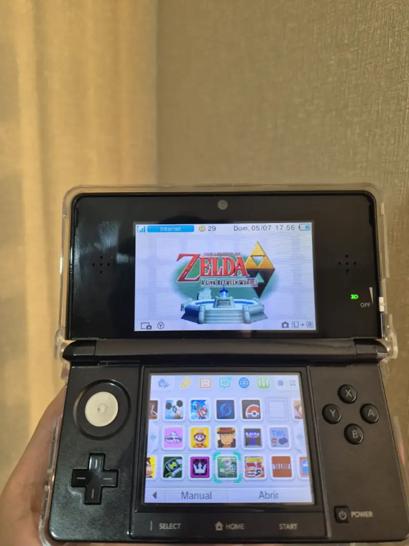 Nintendo 3DS Black - 1