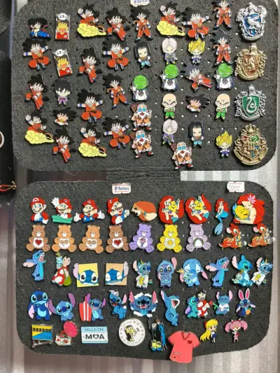 Colección de pines de personajes animados - miniatura 2