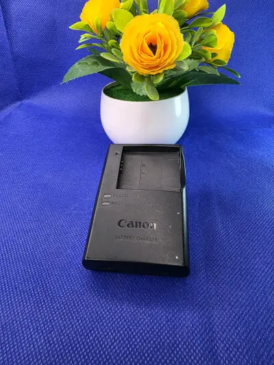 Cargador de batería Canon CB-2LF - miniatura 1