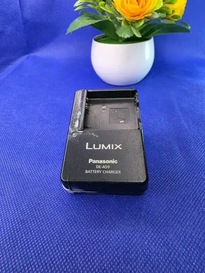 Cargador de batería Panasonic Lumix DE-A59 - miniatura 1