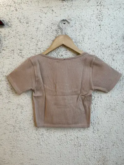 Top corto beige - miniatura 2