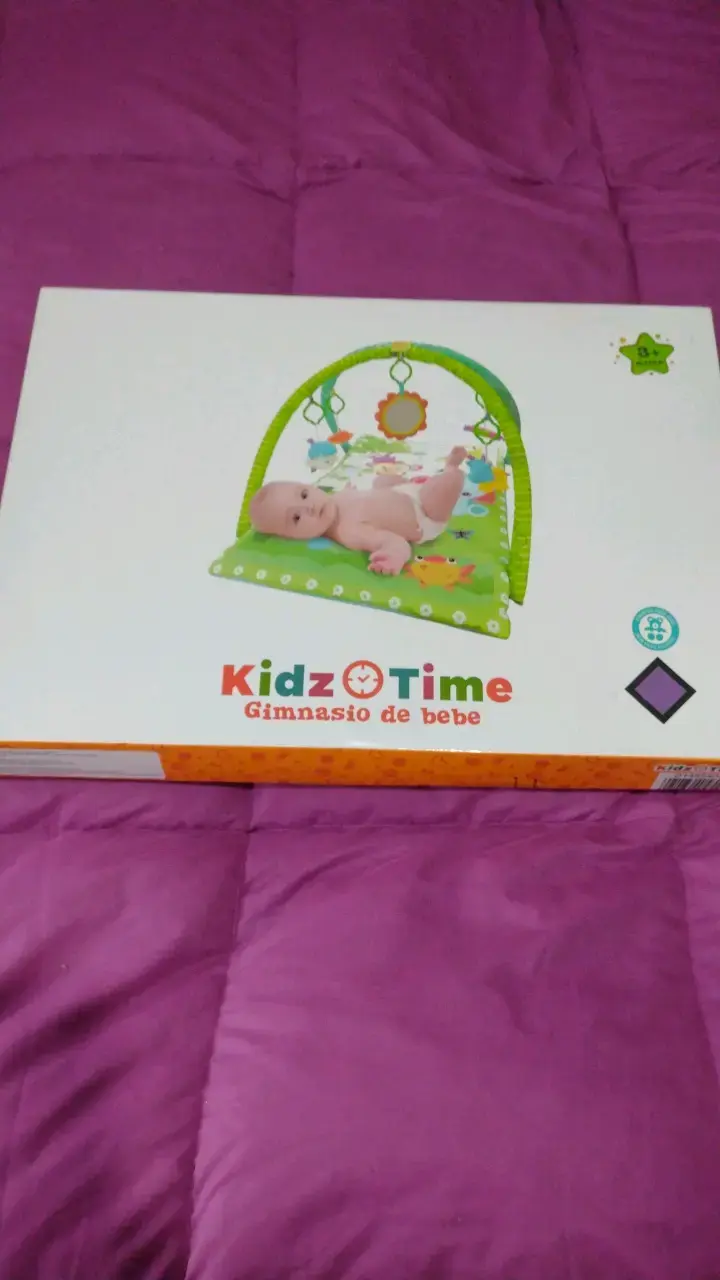 Gimnasio de bebé Kidz Time colorido