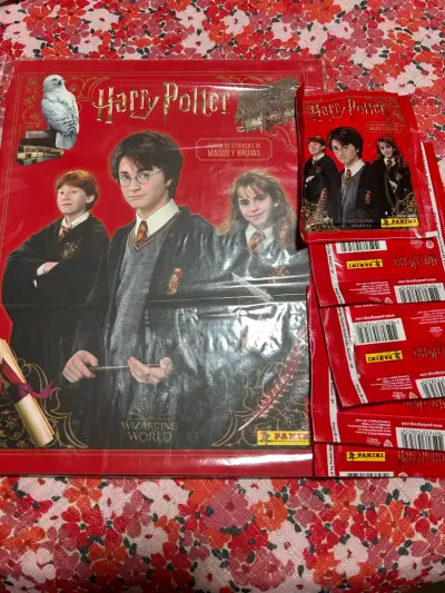 Álbum de stickers Harry Potter Panini + 5 sobres - miniatura 1