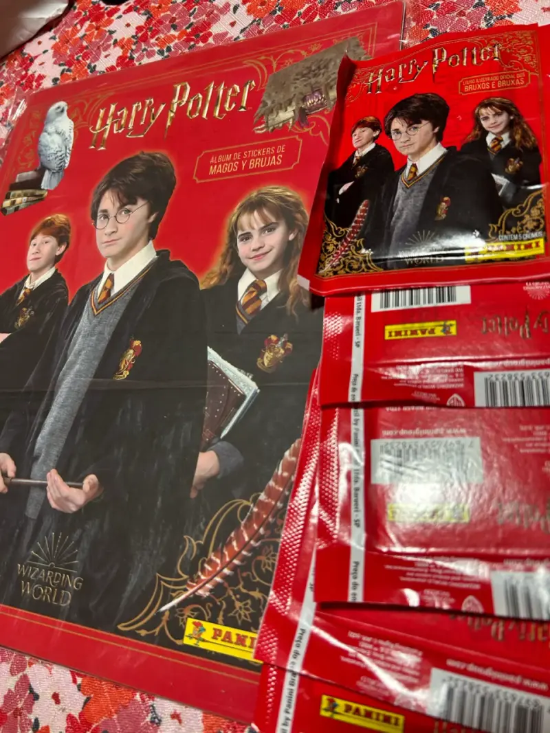 Álbum de stickers Harry Potter Panini + 5 sobres - 2