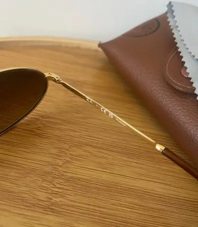 Gafas de sol Ray-Ban doradas polarizadas - miniatura 5