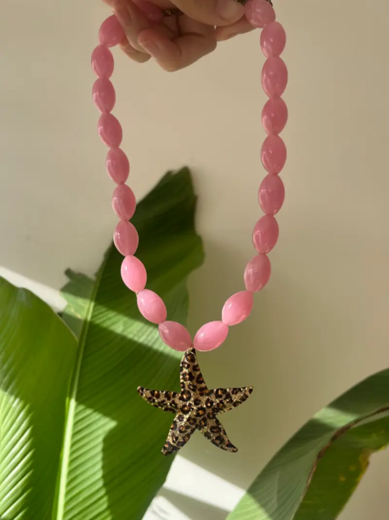 Collar con colgante de estrella de mar leopardo - 2