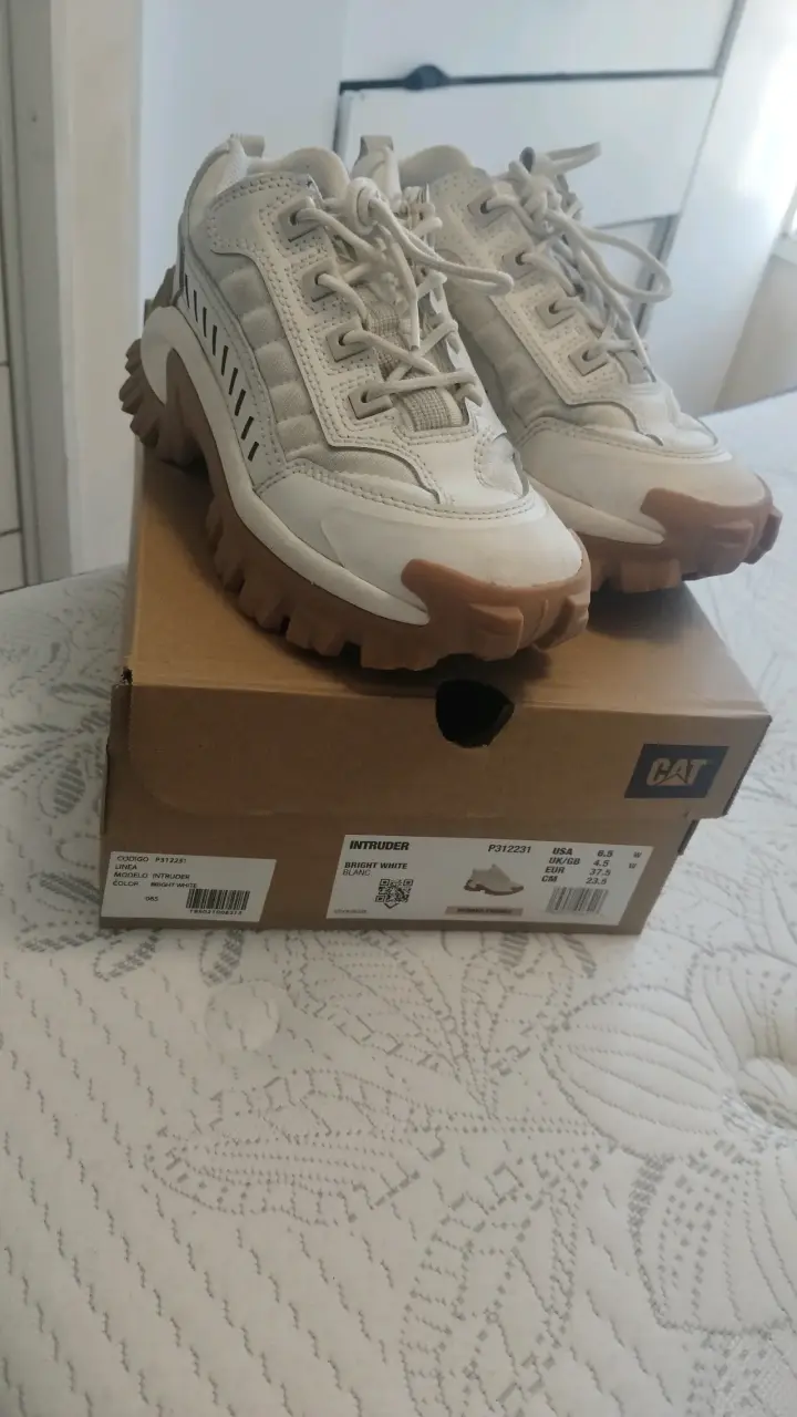 Zapatillas CAT Intruder blancas para mujer - 1