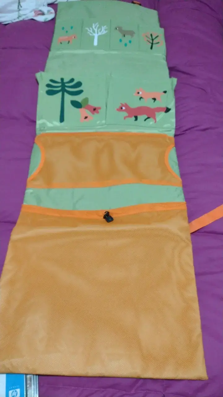 Organizador de asiento infantil con diseño de animales