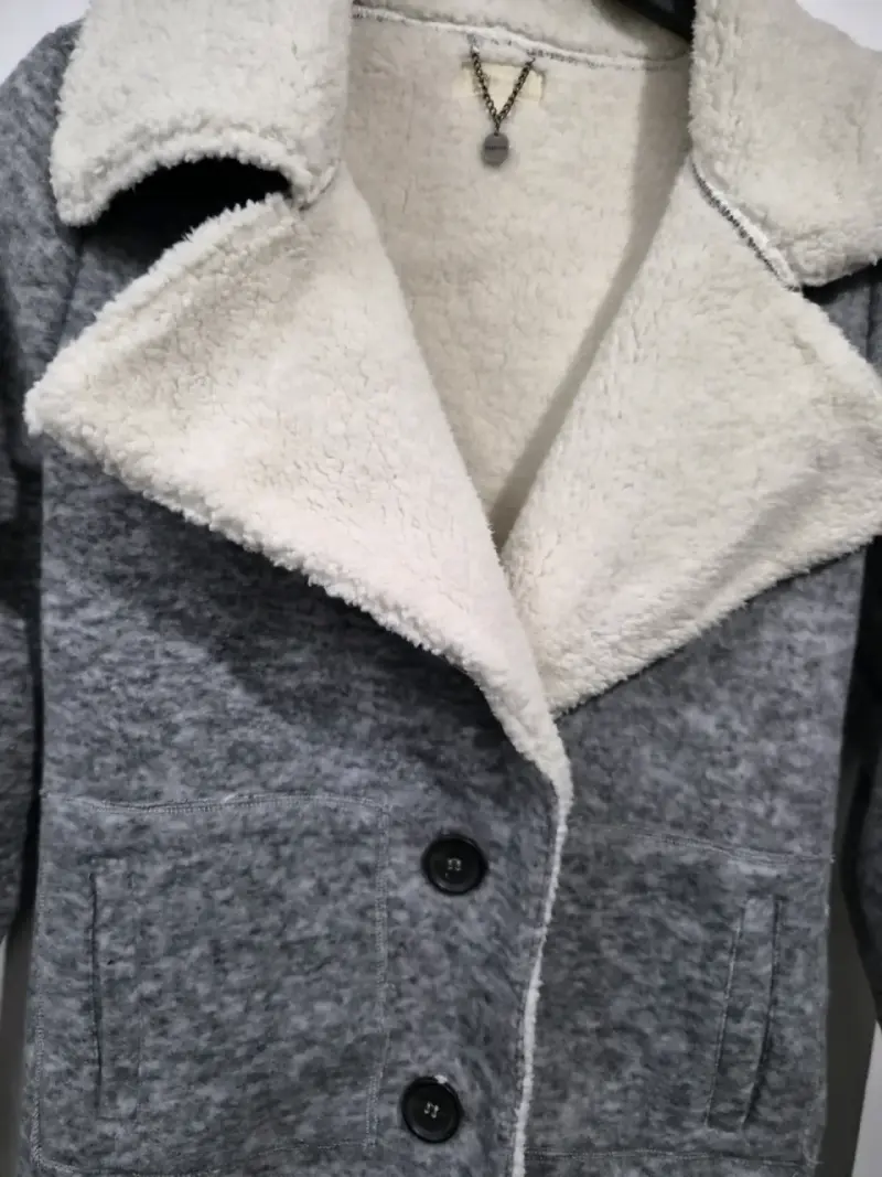 Chaqueta de lana gris con forro polar - 3