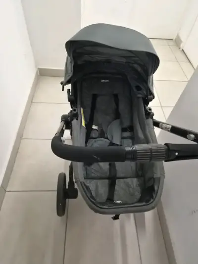 Coche giro 360 con huevito , adaptador auto y cuna - miniatura 1