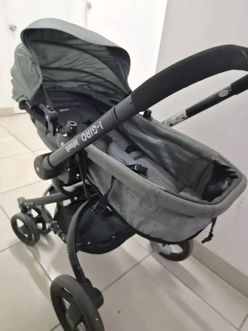 Coche giro 360 con huevito , adaptador auto y cuna - 2