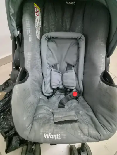 Coche giro 360 con huevito , adaptador auto y cuna - miniatura 5