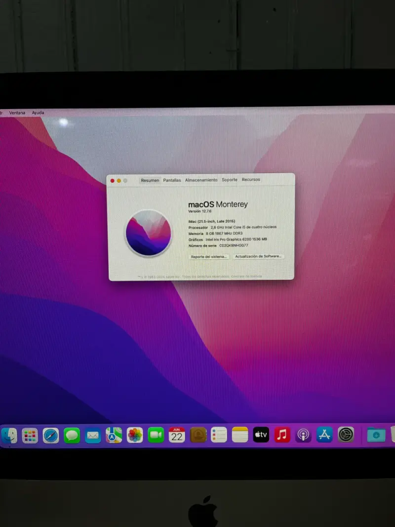 iMac Monterey con teclado y mouse - 2