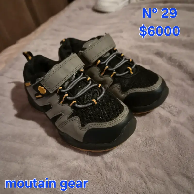 Zapatillas Nike blancas talla 35.5 - 6