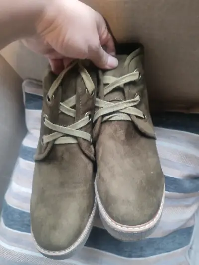 Botines de gamuza verde oliva con plataforma - miniatura 4