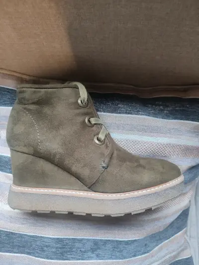 Botines de gamuza verde oliva con plataforma - miniatura 5