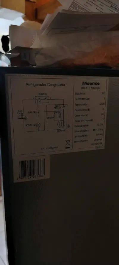 Refrigerador Hisense A+ eficiente - miniatura 6
